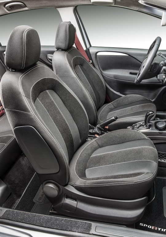 2015 - FIAT PUNTO SPORTING, foto 34
