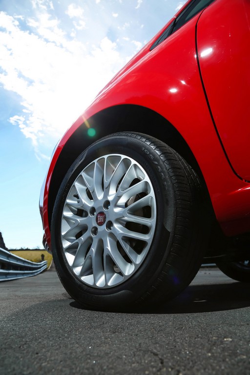 2015 - FIAT PUNTO ESSENCE, foto 21