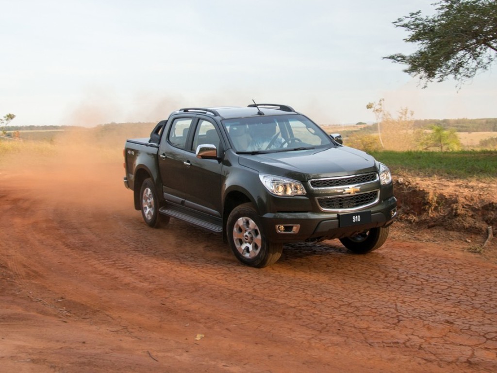 2015 - CHEVROLET S10, foto 18