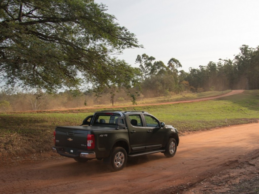 2015 - CHEVROLET S10, foto 19
