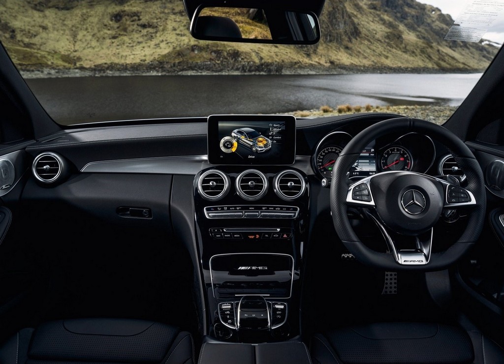 2015 - MERCEDES-AMG C 63, foto 56