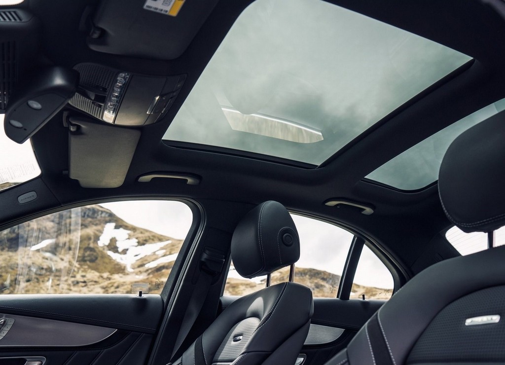 2015 - MERCEDES-AMG C 63, foto 82