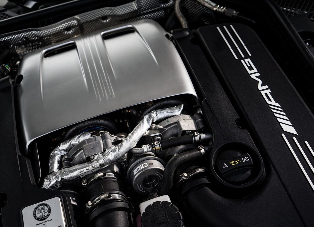 2015 - MERCEDES-AMG C 63, foto 106