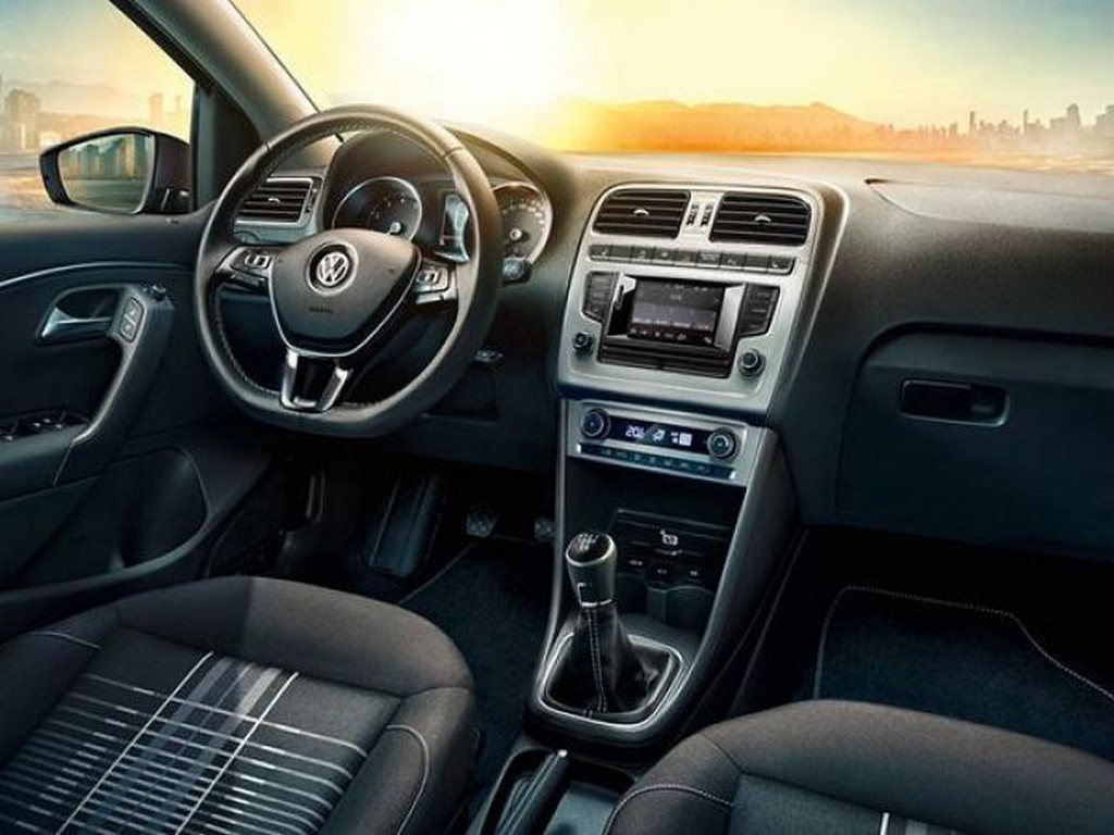 2015 - VOLKSWAGEN POLO LOUNGE SPECIAL EDITION, foto 2