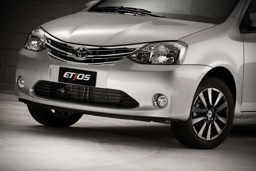 2015 - TOYOTA ETIOS SEDAN, foto 6