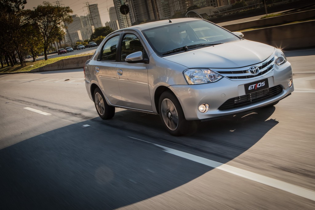 2015 - TOYOTA ETIOS SEDAN, foto 21