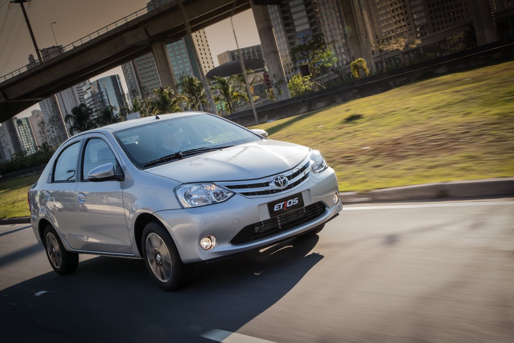 2015 - TOYOTA ETIOS SEDAN, foto 22