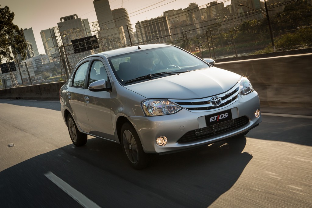 2015 - TOYOTA ETIOS SEDAN, foto 25