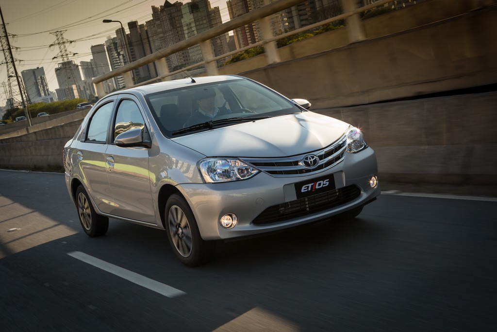 2015 - TOYOTA ETIOS SEDAN, foto 27