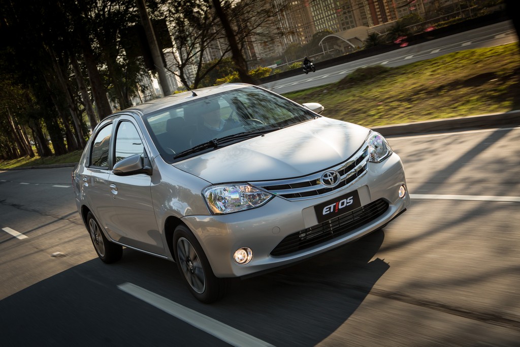 2015 - TOYOTA ETIOS SEDAN, foto 36