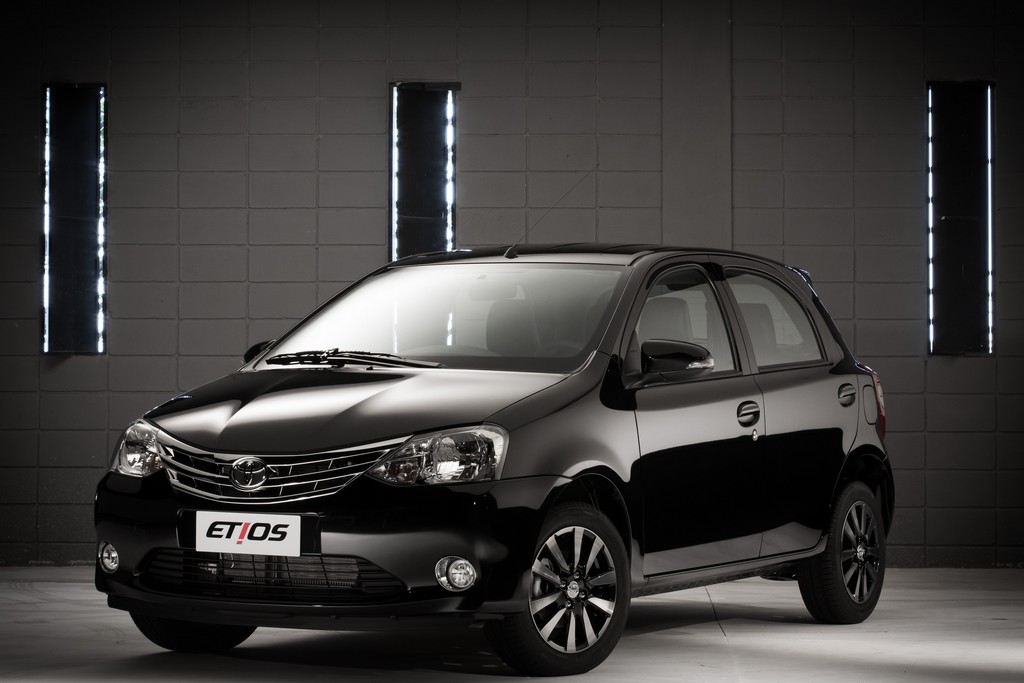2015 - TOYOTA ETIOS HATCH, foto 4