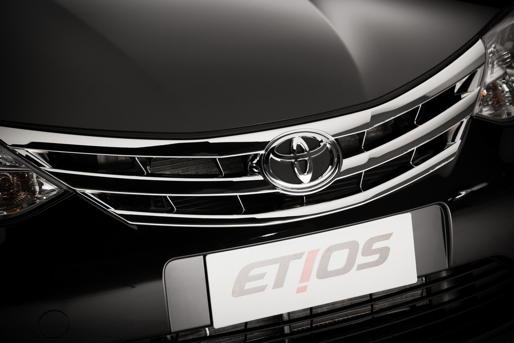 2015 - TOYOTA ETIOS HATCH, foto 9