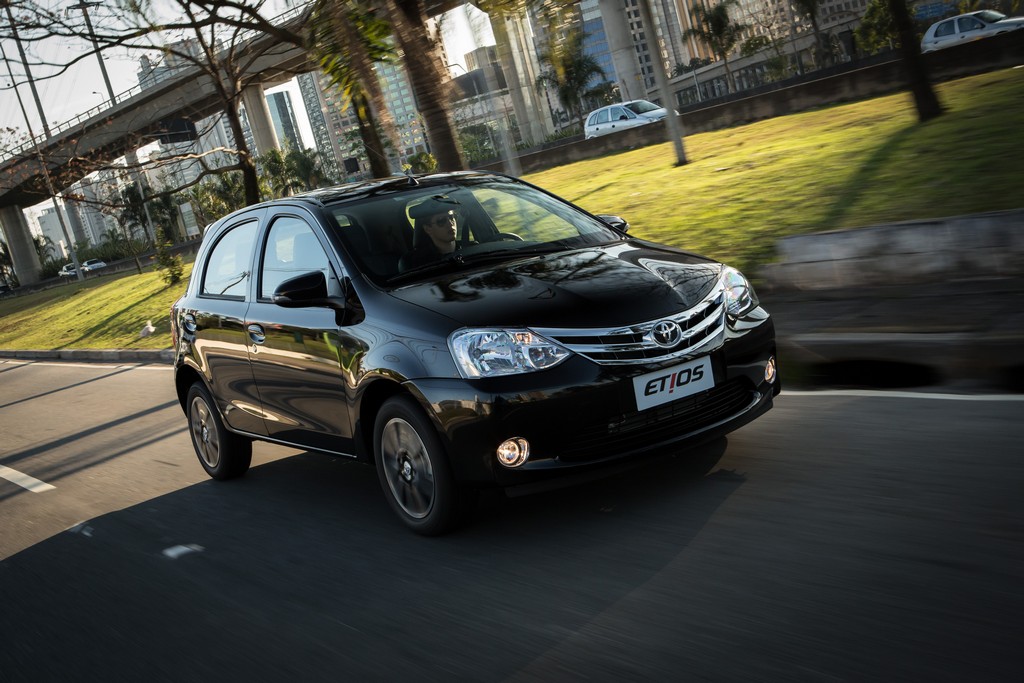 2015 - TOYOTA ETIOS HATCH, foto 20