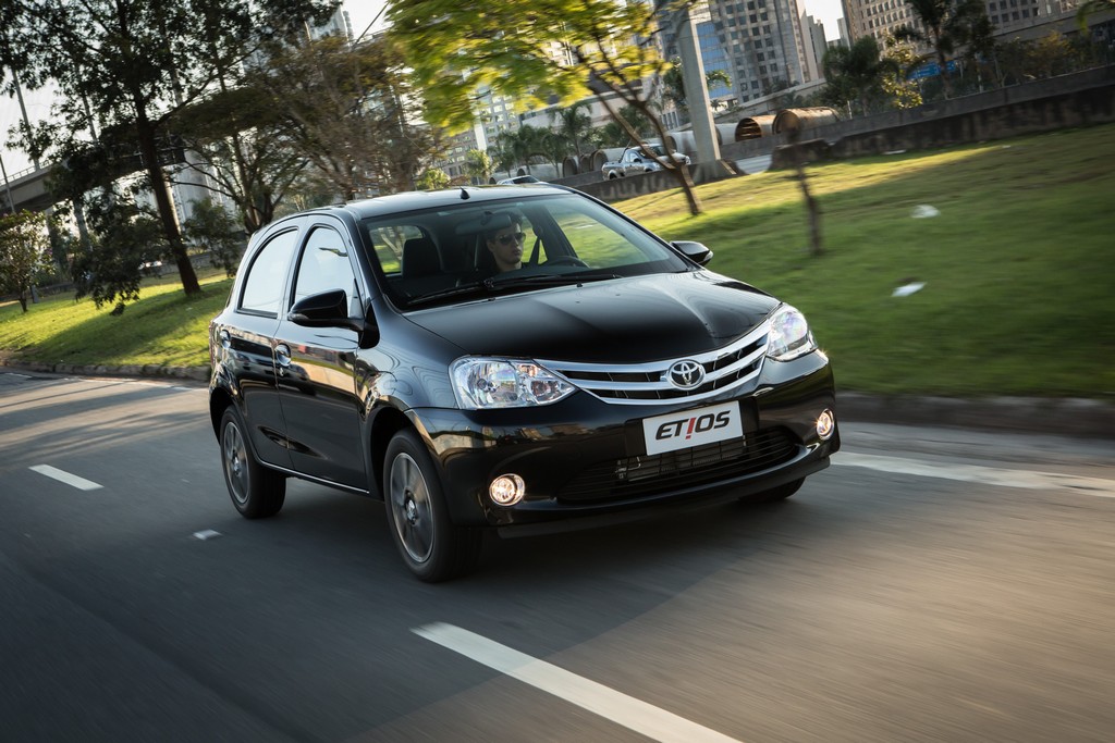 2015 - TOYOTA ETIOS HATCH, foto 22