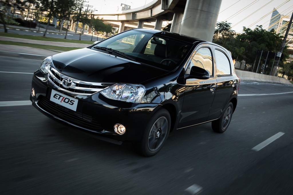 2015 - TOYOTA ETIOS HATCH, foto 27