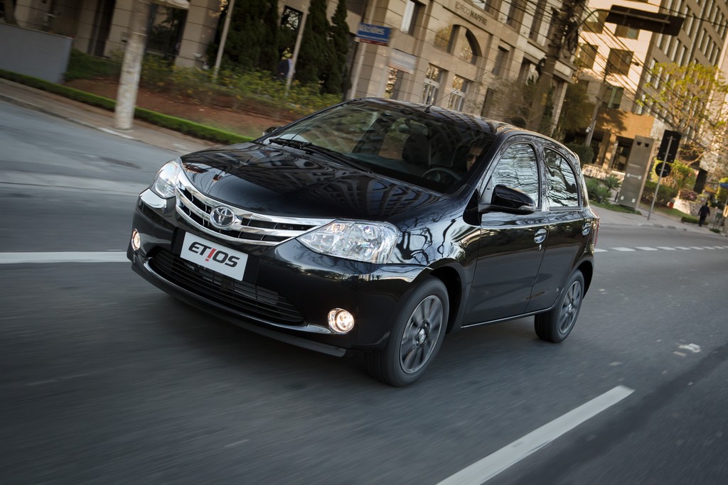 2015 - TOYOTA ETIOS HATCH, foto 30