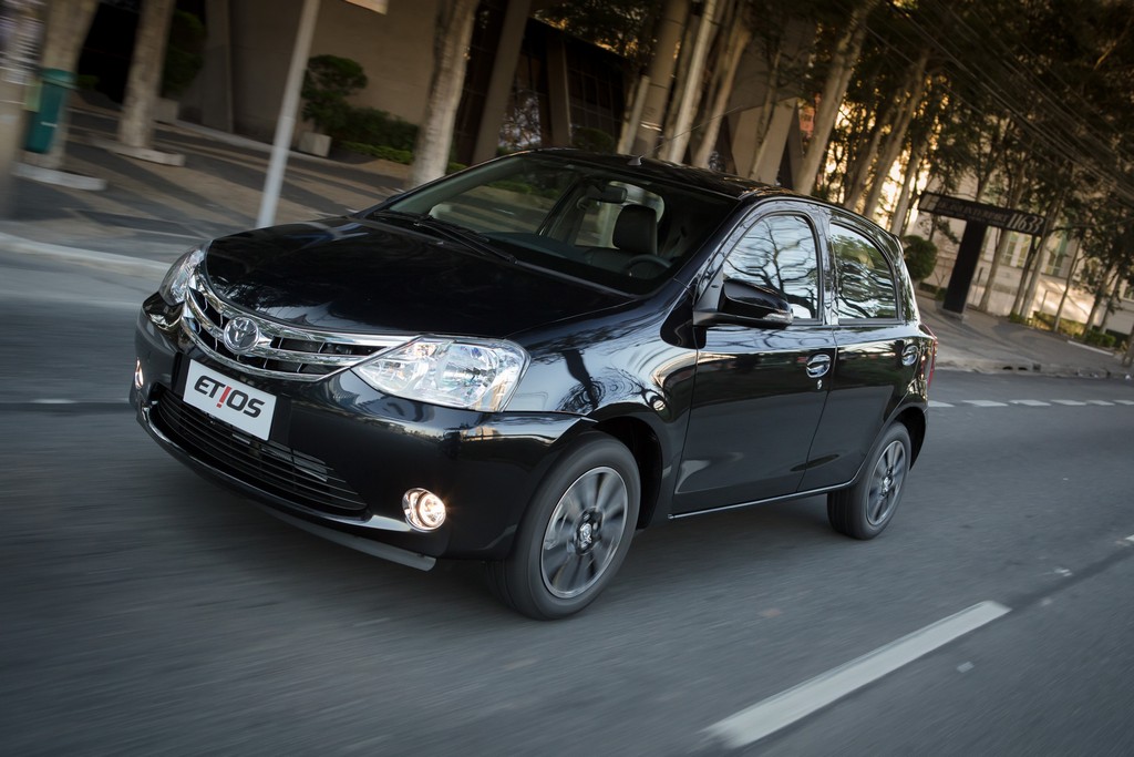2015 - TOYOTA ETIOS HATCH, foto 31