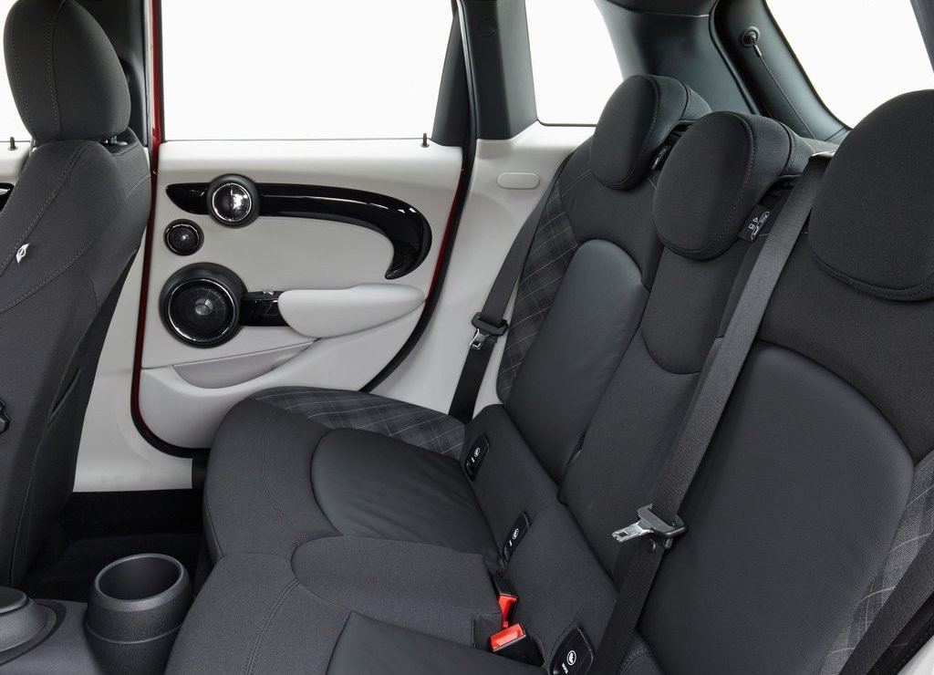 2015 - MINI COOPER S 5-DOOR, foto 115