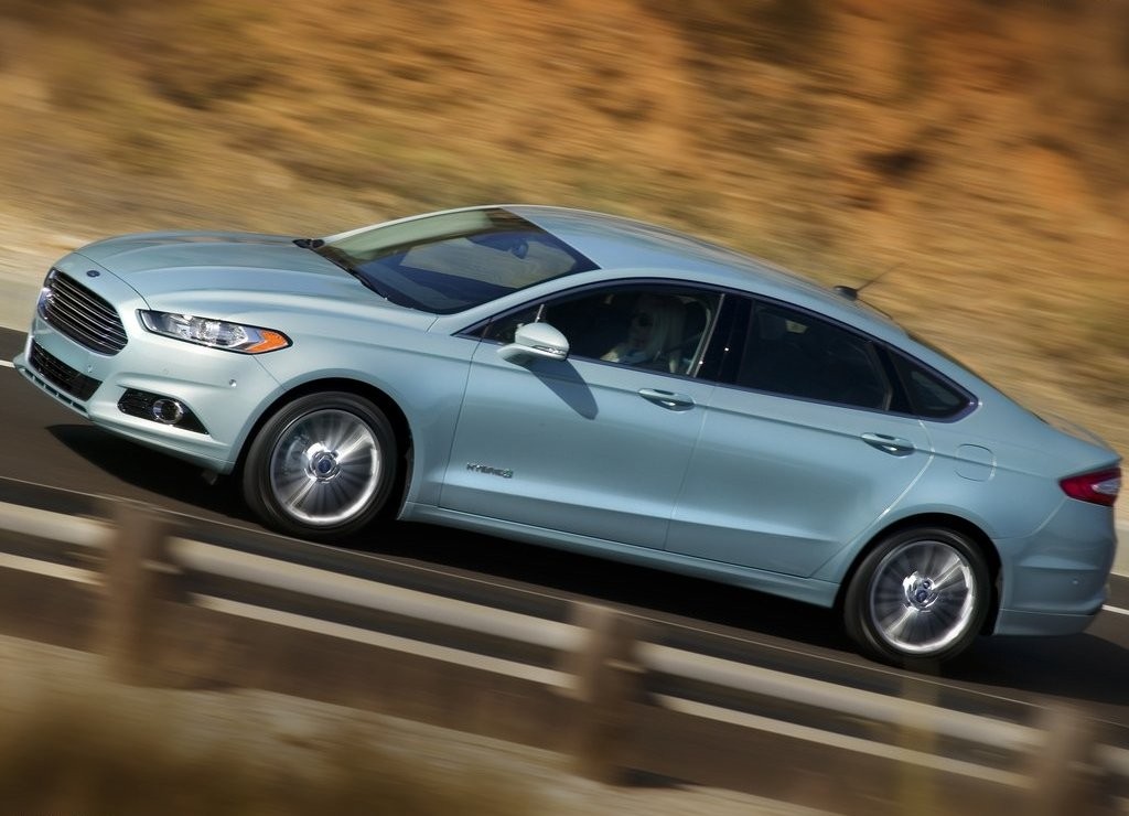 FORD FUSION HYBRID, foto 26