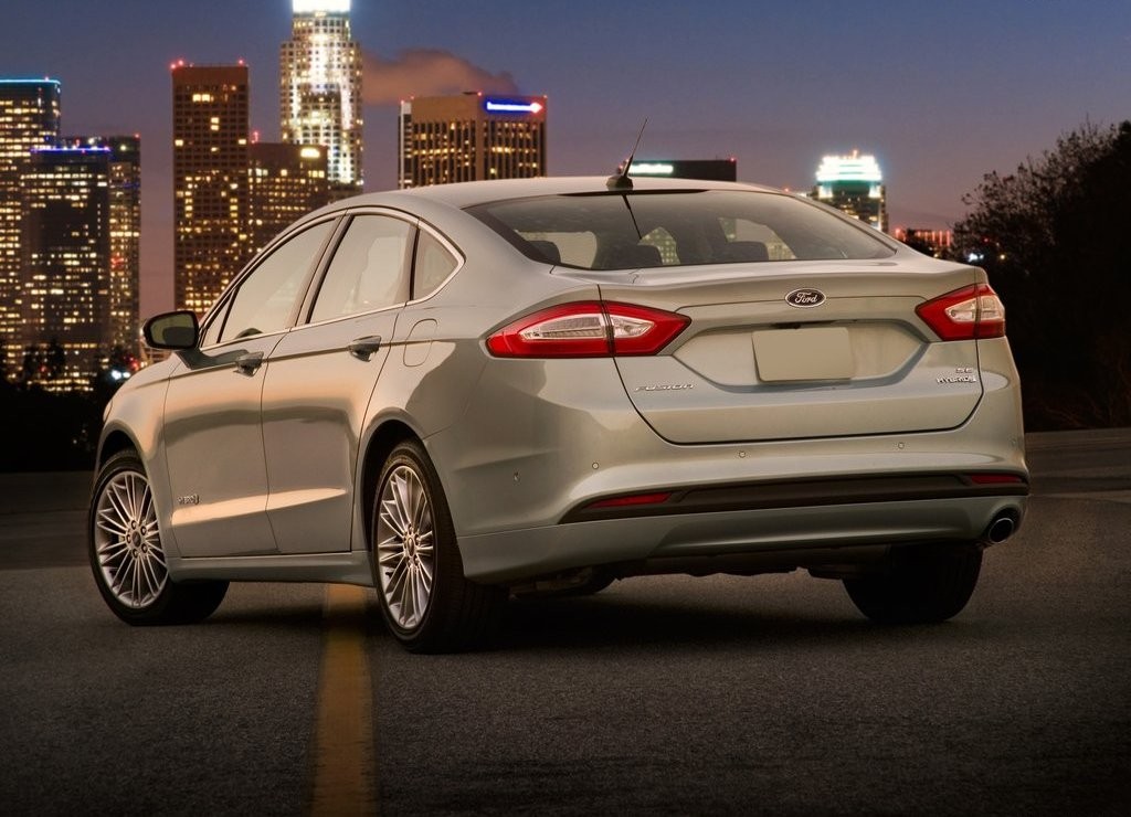 FORD FUSION HYBRID, foto 28