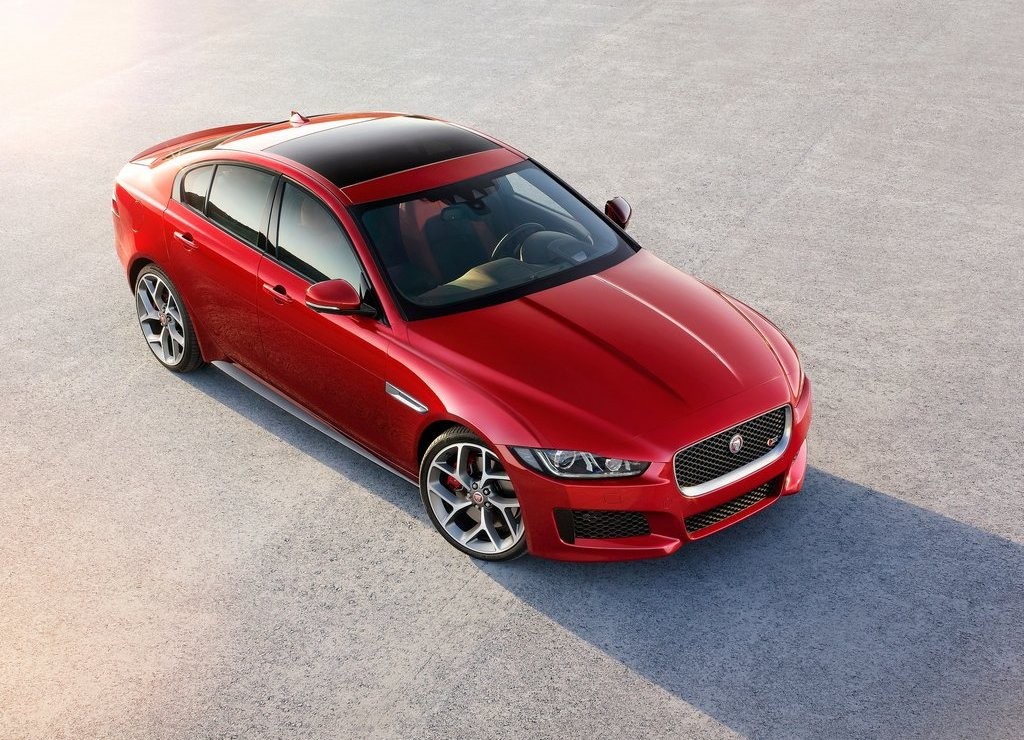 JAGUAR XE S, foto 2