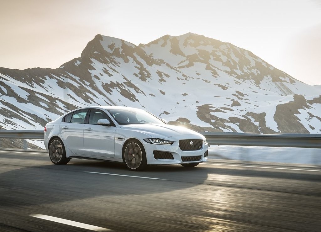 JAGUAR XE S, foto 21