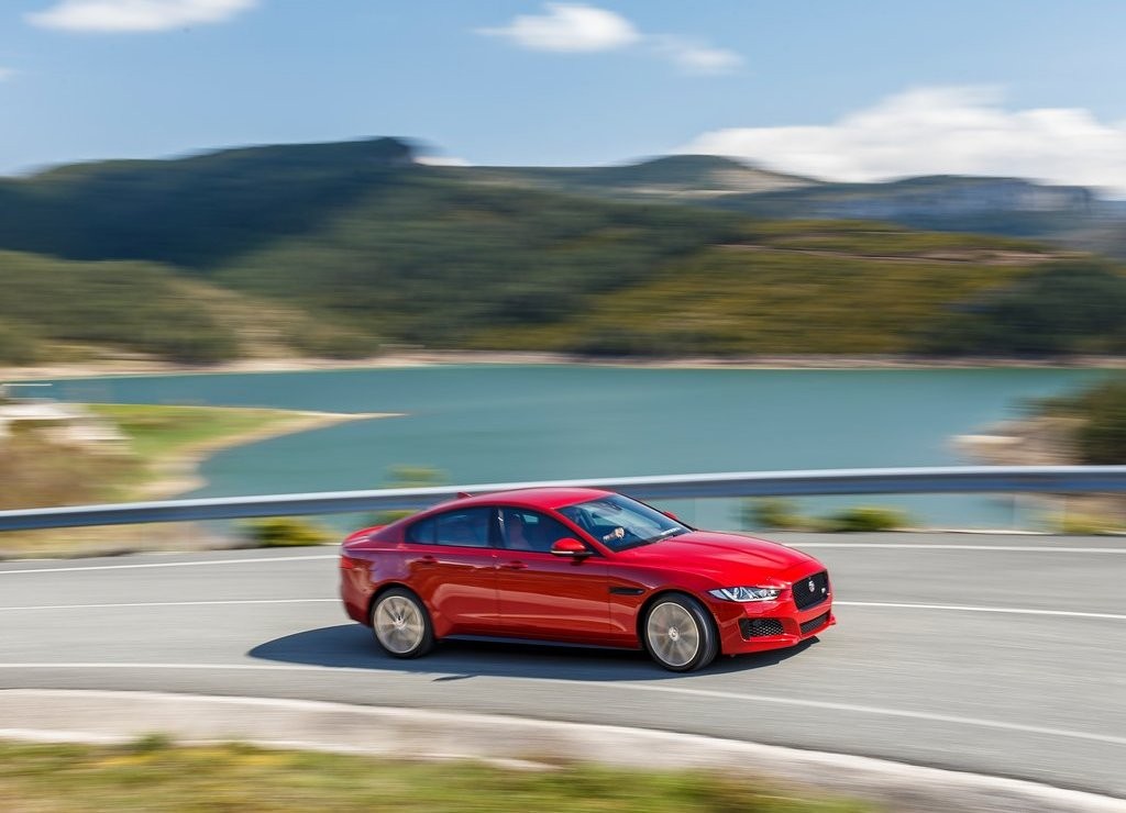 JAGUAR XE S, foto 28