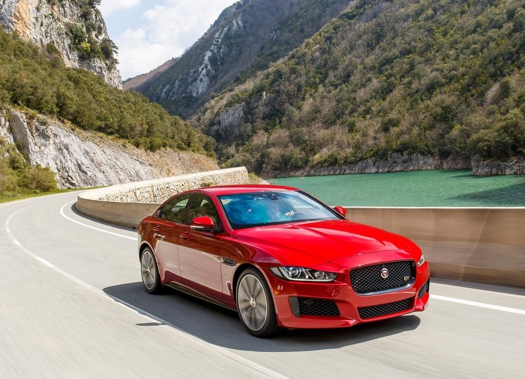 JAGUAR XE S, foto 37