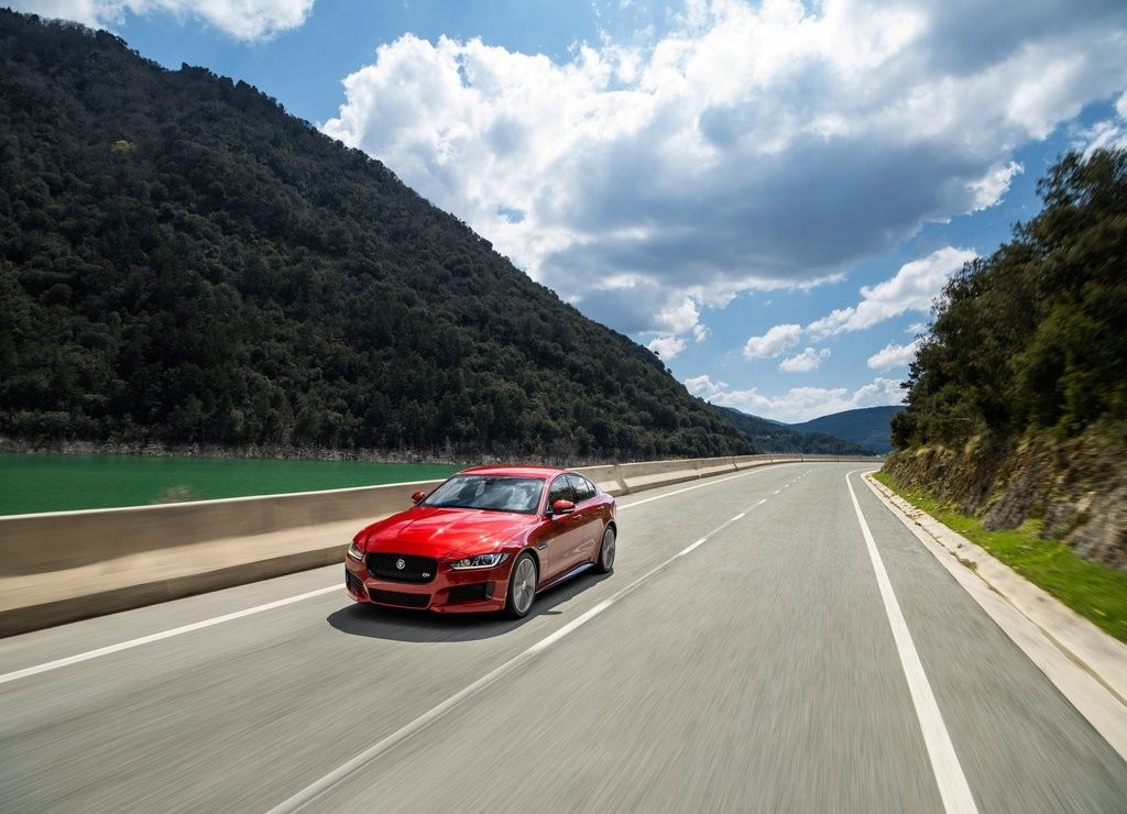 JAGUAR XE S, foto 38