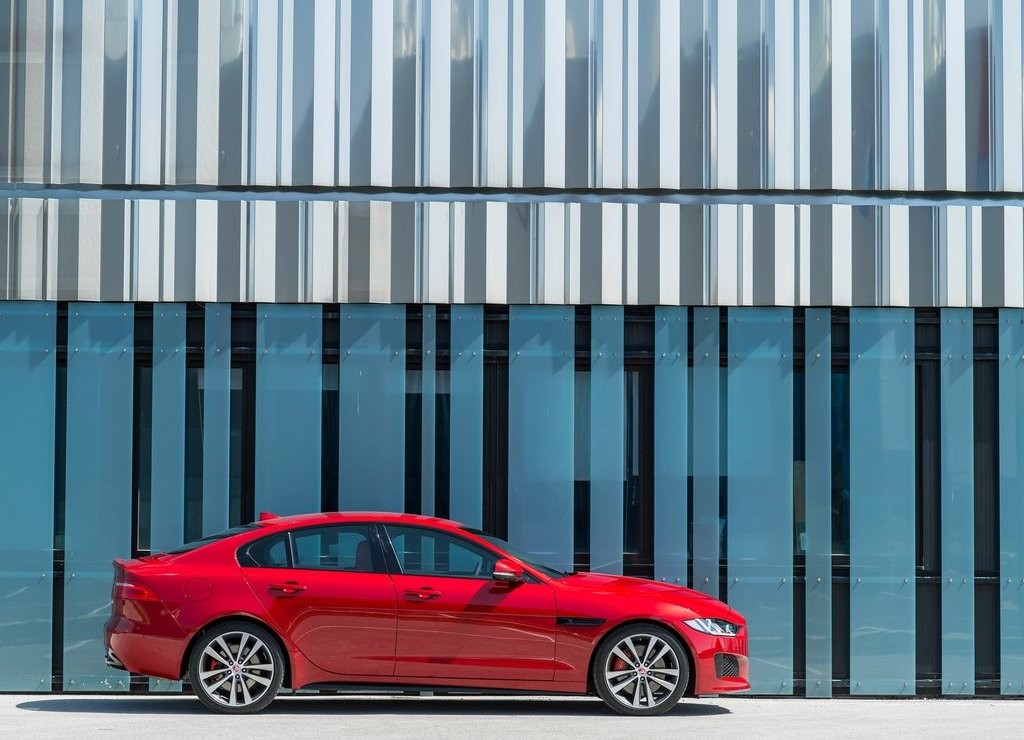 JAGUAR XE S, foto 51