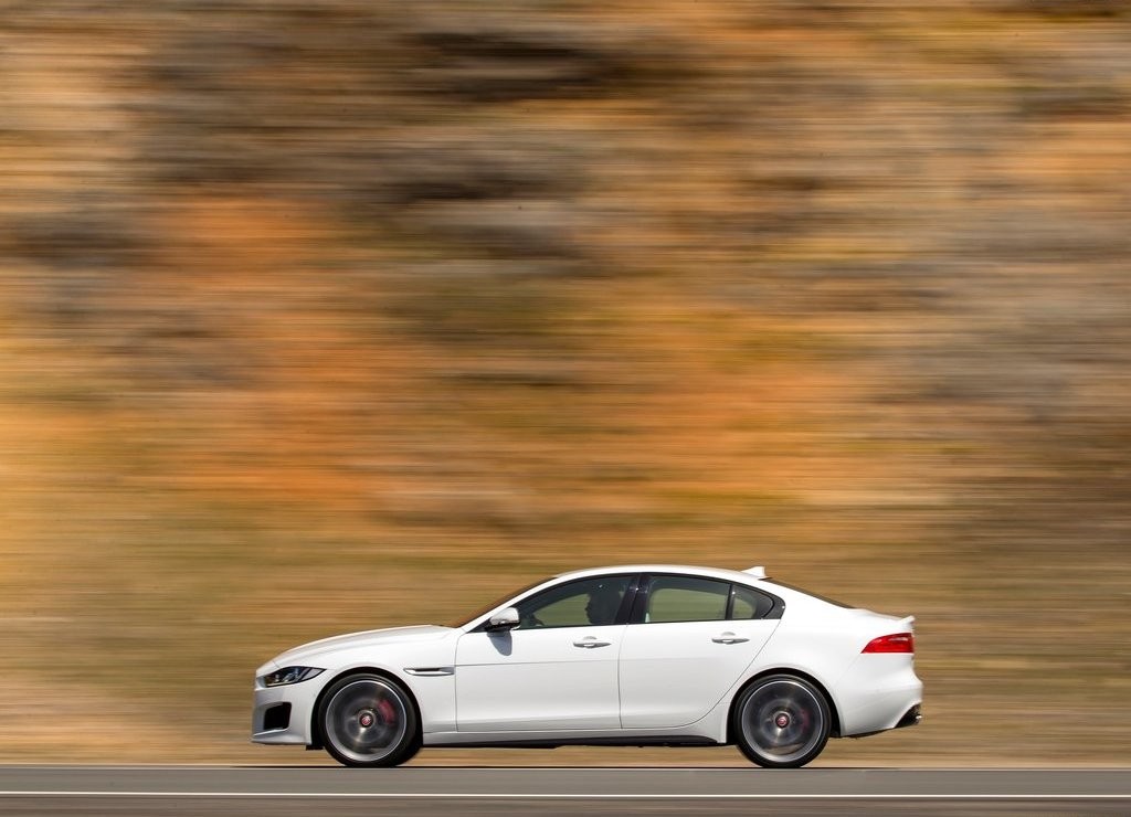 JAGUAR XE S, foto 52