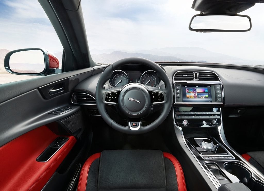 JAGUAR XE S, foto 95