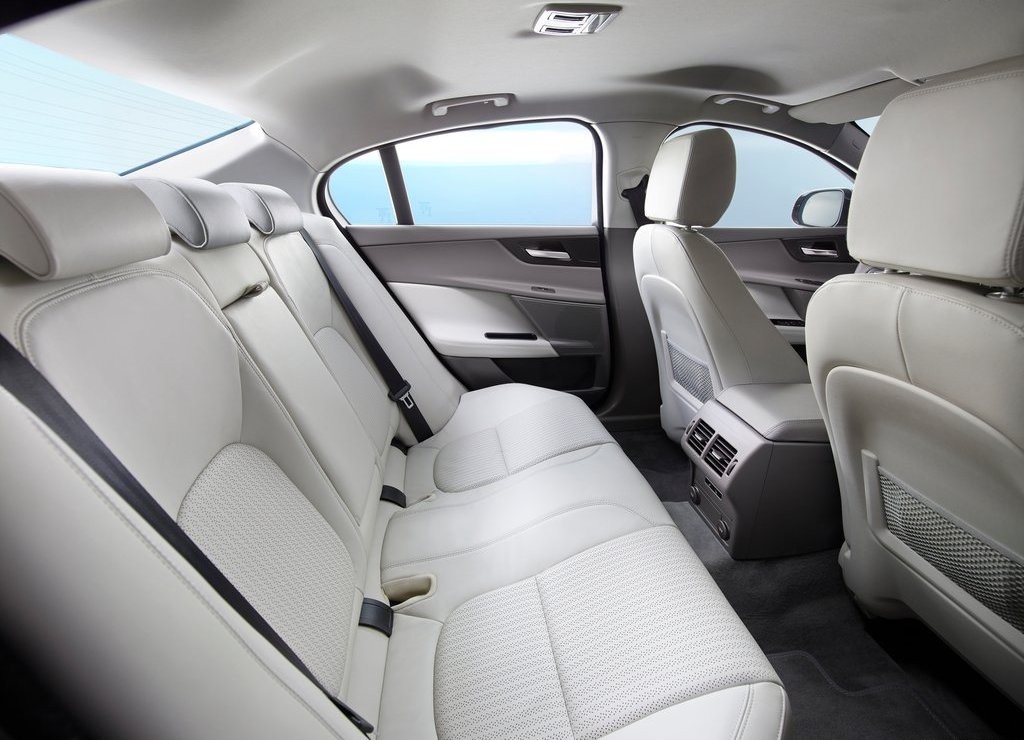 JAGUAR XE S, foto 109