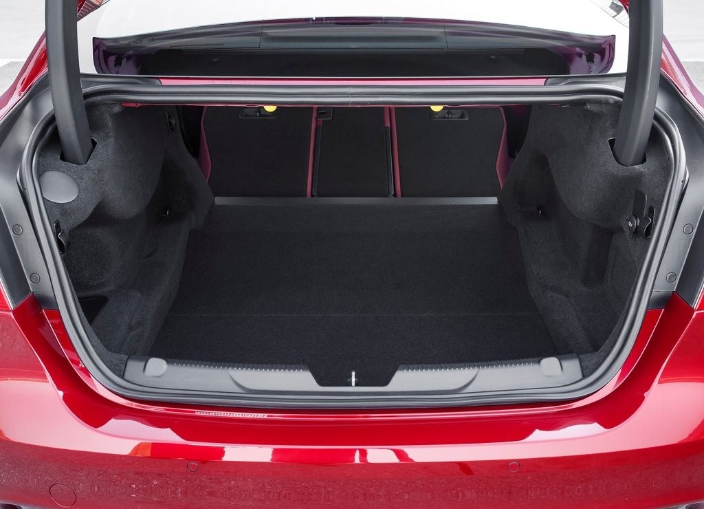 JAGUAR XE S, foto 123