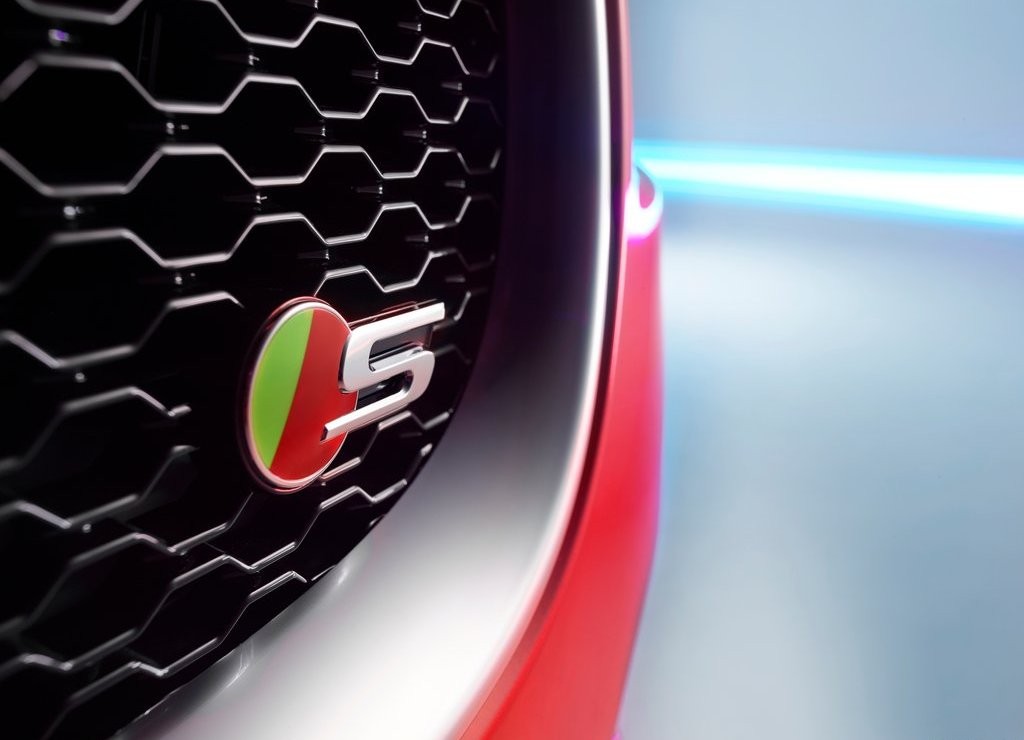 JAGUAR XE S, foto 130