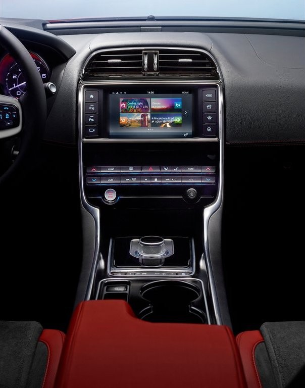 JAGUAR XE S, foto 139