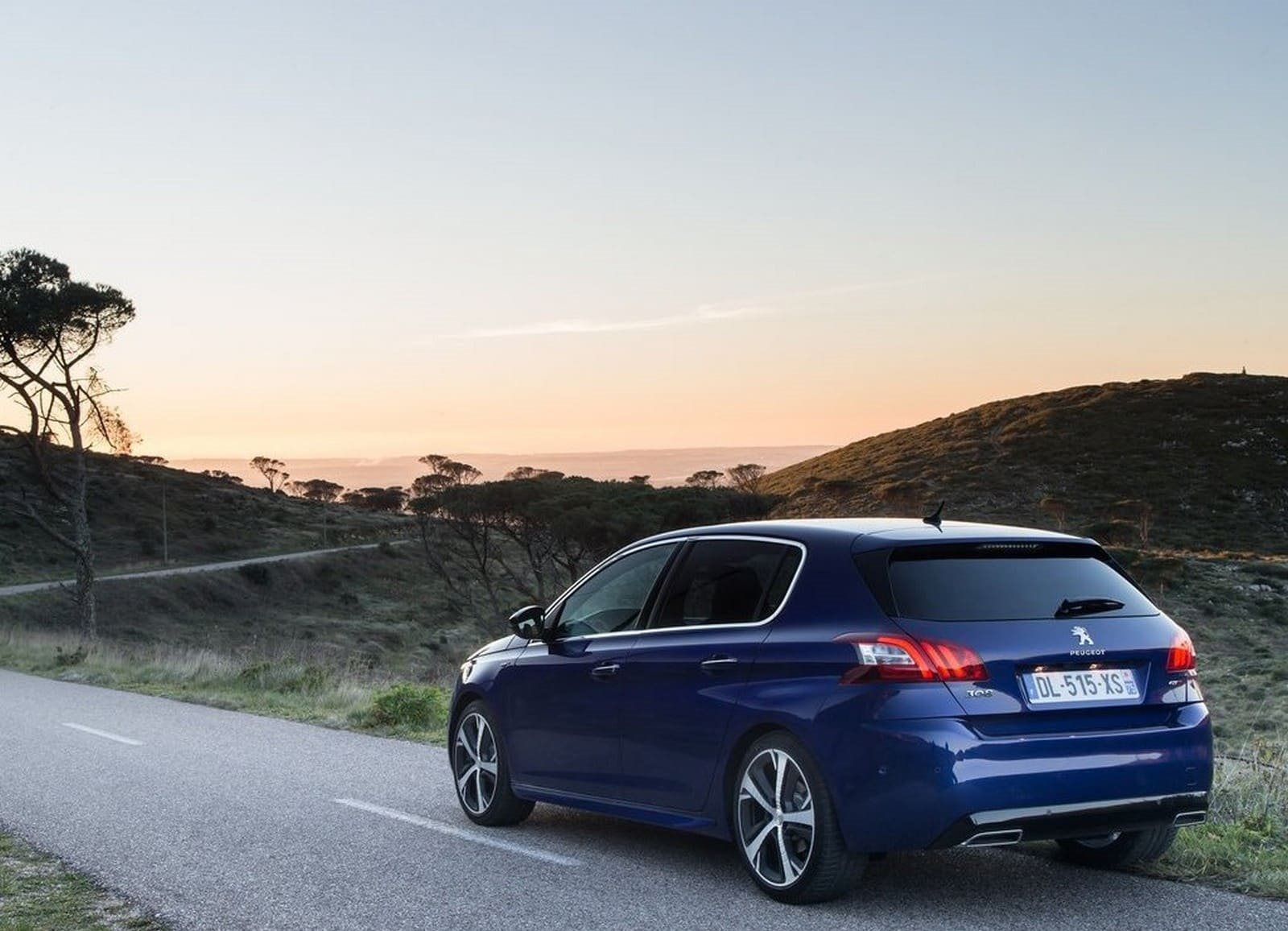 2015 - PEUGEOT 308 GT HATCHBACK, foto 32