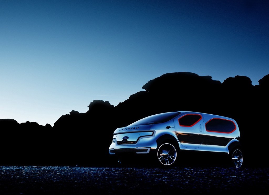 FORD AIRSTREAM CONCEPT, foto 6