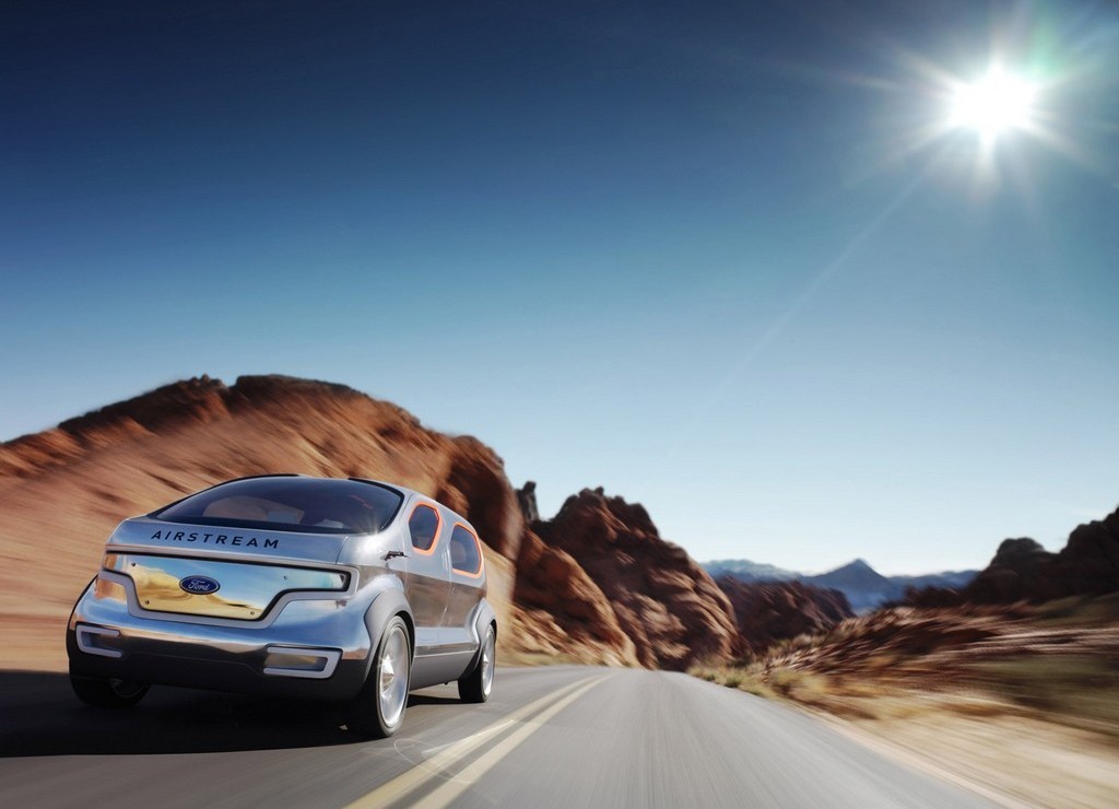 FORD AIRSTREAM CONCEPT, foto 7