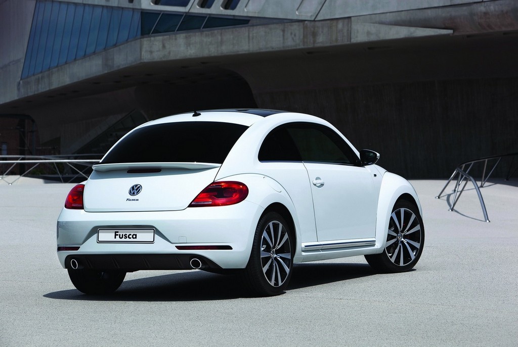 2015 - VOLKSWAGEN FUSCA R-LINE, foto 2