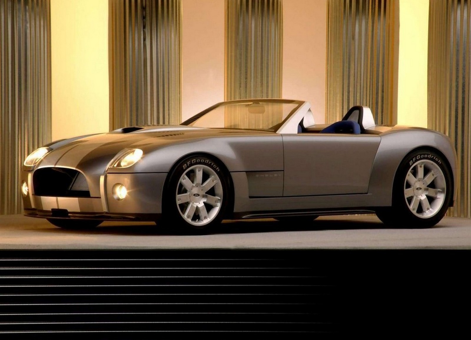 FORD SHELBY COBRA CONCEPT, foto 4