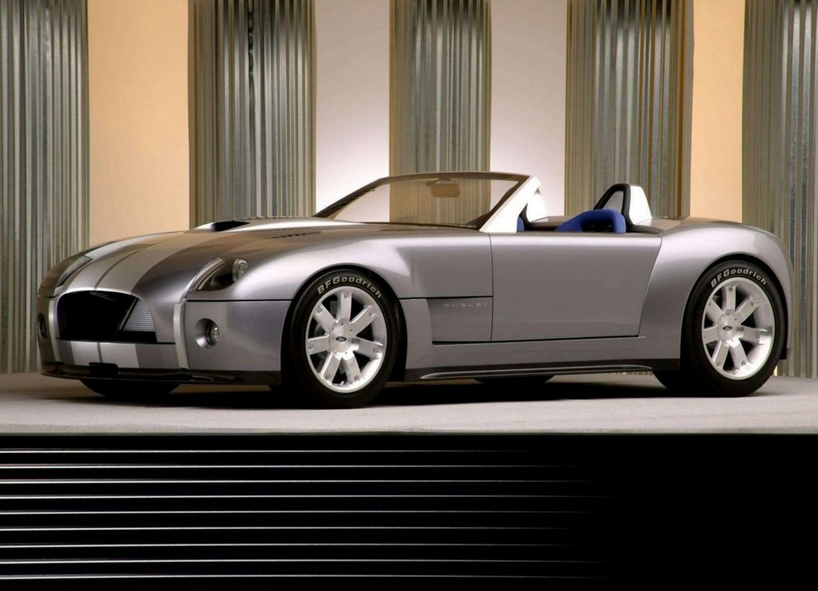 FORD SHELBY COBRA CONCEPT, foto 6
