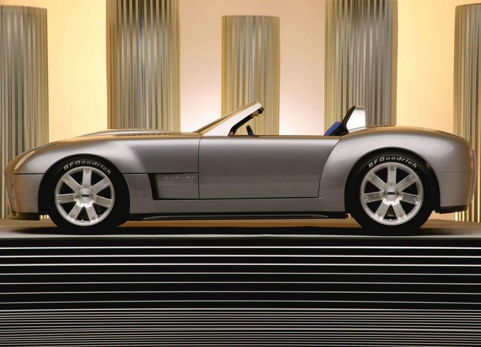 FORD SHELBY COBRA CONCEPT, foto 16