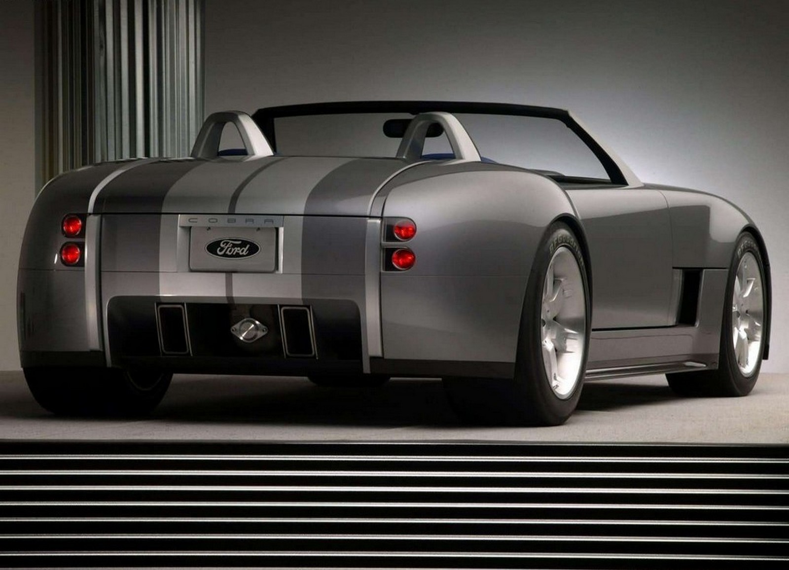 FORD SHELBY COBRA CONCEPT, foto 20