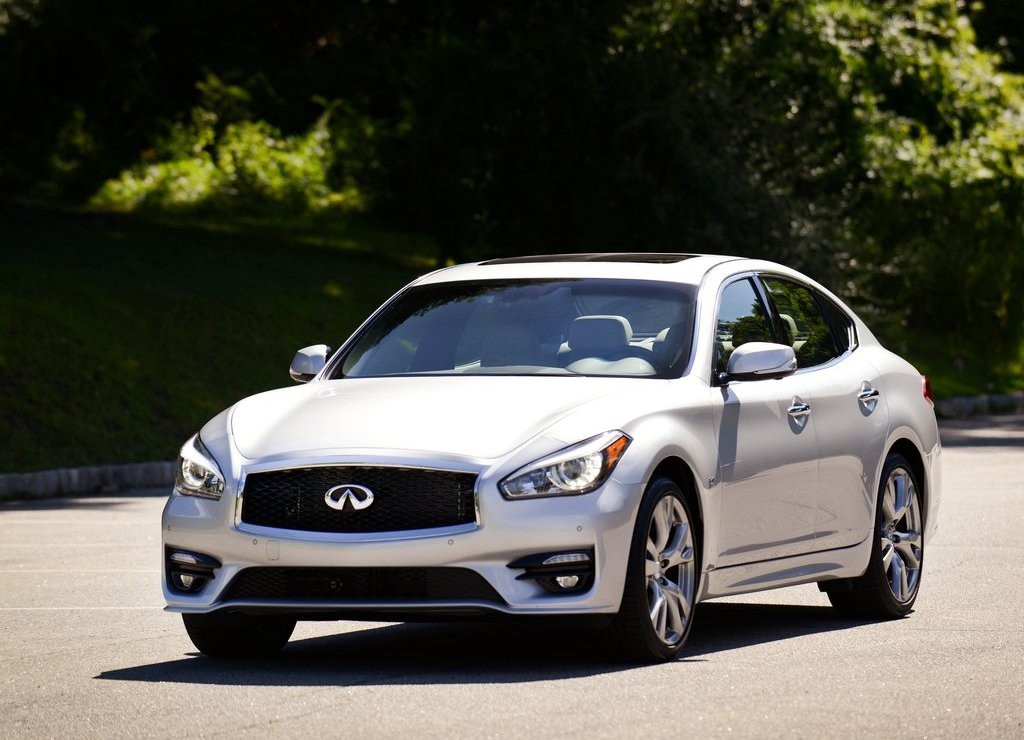 2015 - INFINITI Q70, foto 19