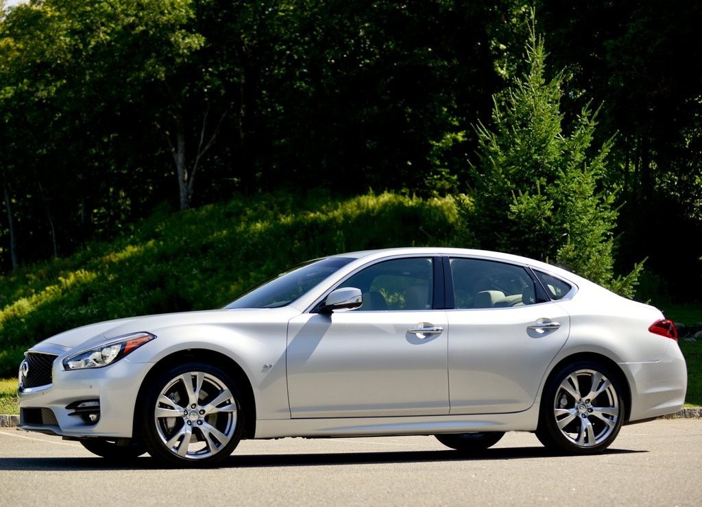 2015 - INFINITI Q70, foto 20