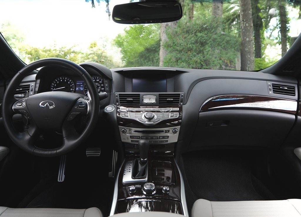2015 - INFINITI Q70, foto 71