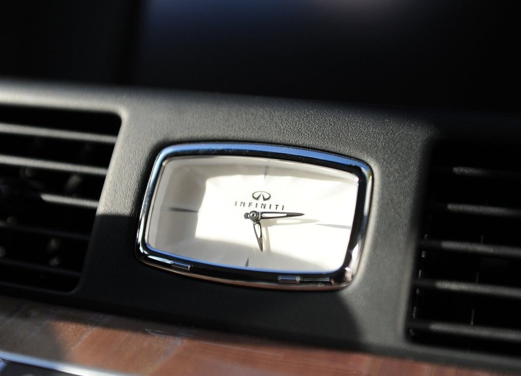 2015 - INFINITI Q70, foto 90