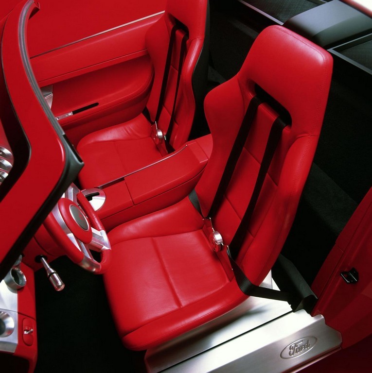 FORD MUSTANG GT CONVERTIBLE CONCEPT, foto 24