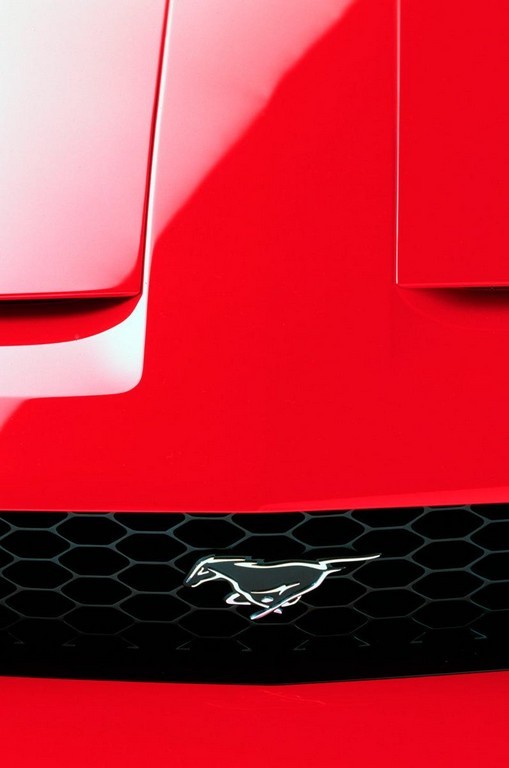 FORD MUSTANG GT CONVERTIBLE CONCEPT, foto 27